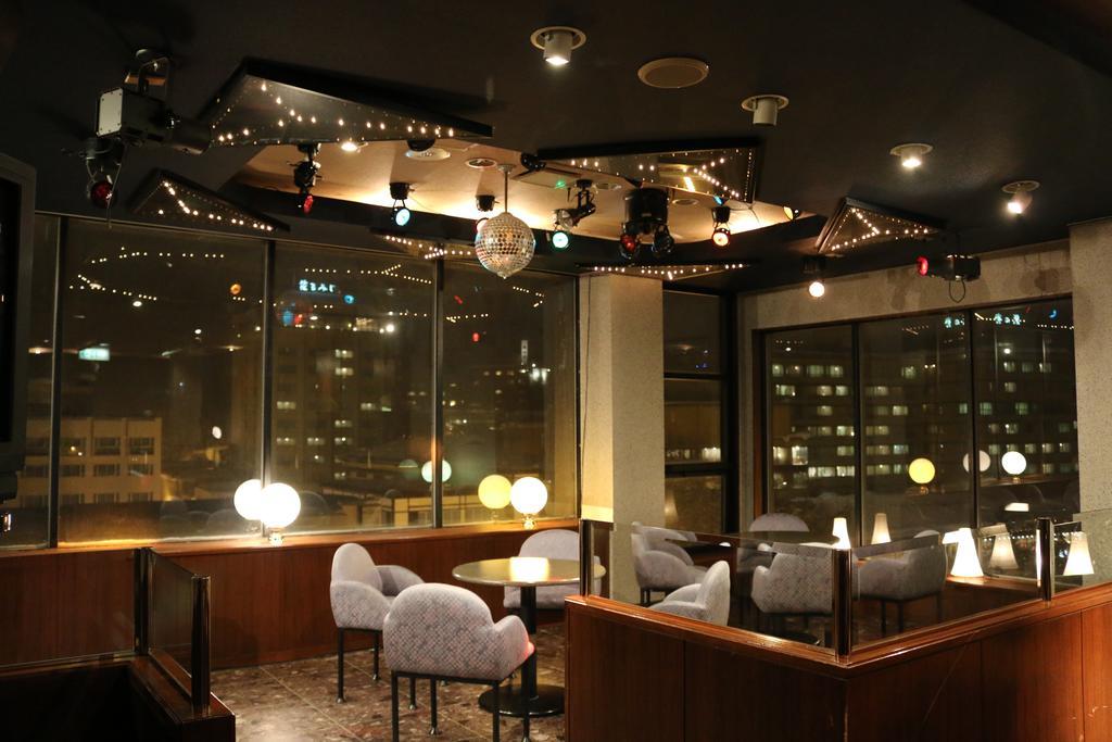 Hotel Sankeien Sapporo Extérieur photo