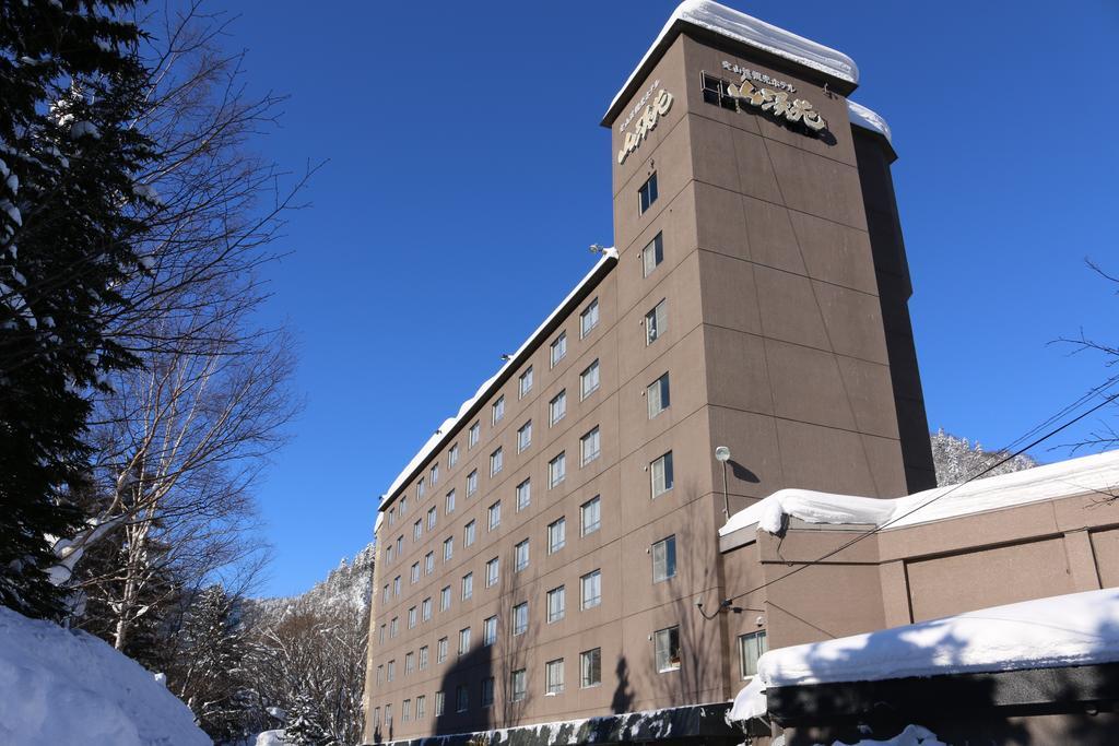 Hotel Sankeien Sapporo Extérieur photo
