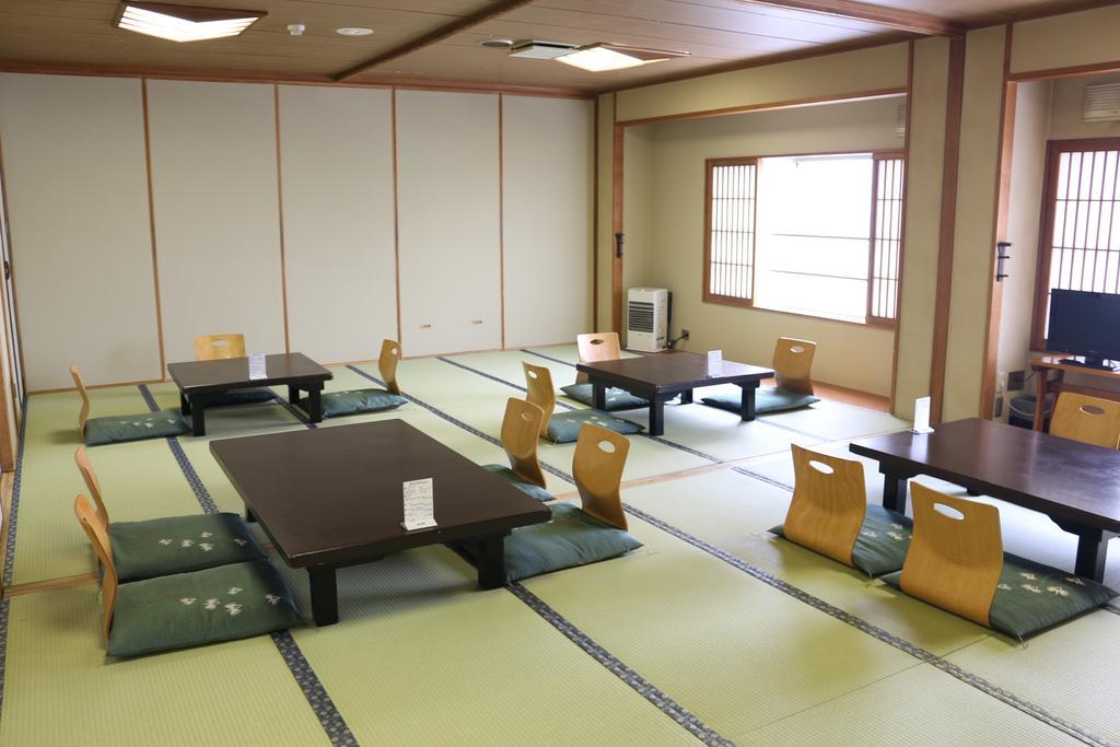 Hotel Sankeien Sapporo Extérieur photo