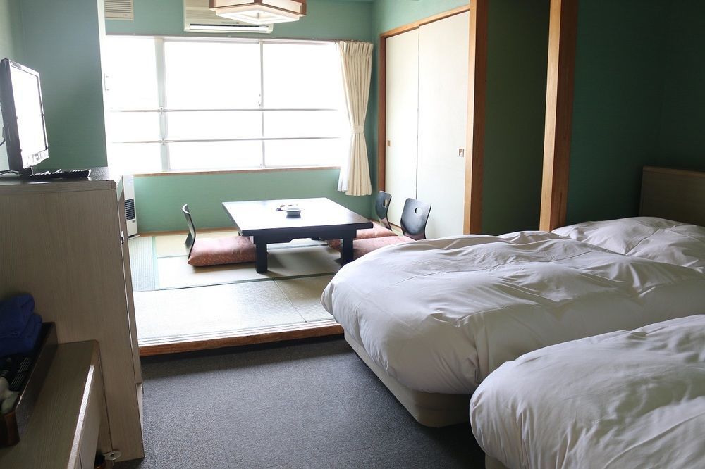 Hotel Sankeien Sapporo Extérieur photo