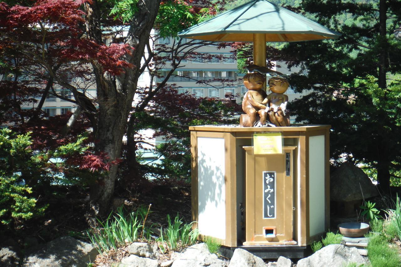 Hotel Sankeien Sapporo Extérieur photo