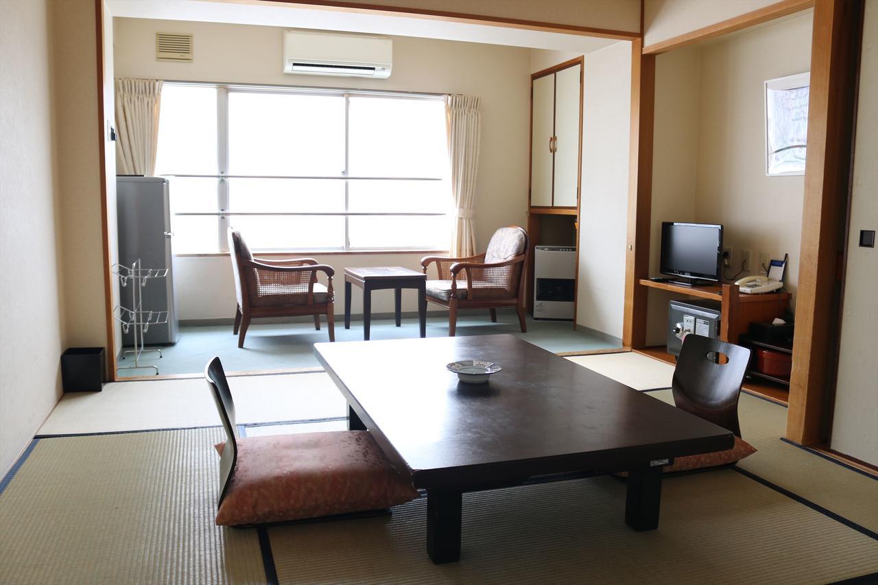 Hotel Sankeien Sapporo Extérieur photo