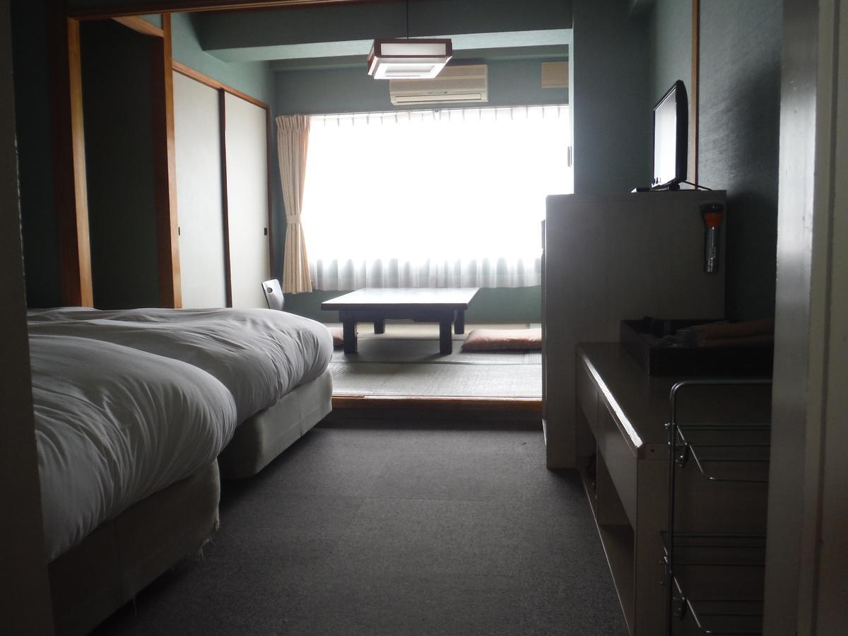Hotel Sankeien Sapporo Extérieur photo